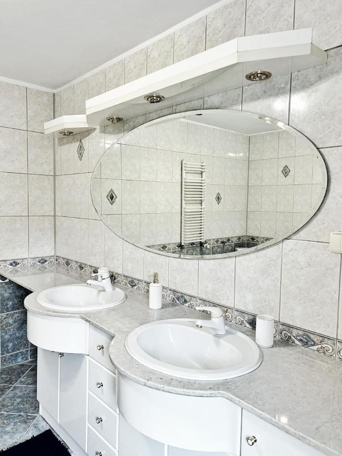 GOŁĘBI PUCH - Przytulny Apartament z Ogrodem, Kudowa Zdrój Exterior foto